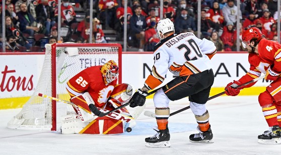 Thursday NHL Odds, Picks: Betting Model Predictions for 3 Games, Including  Kings vs. Flames (March 31)