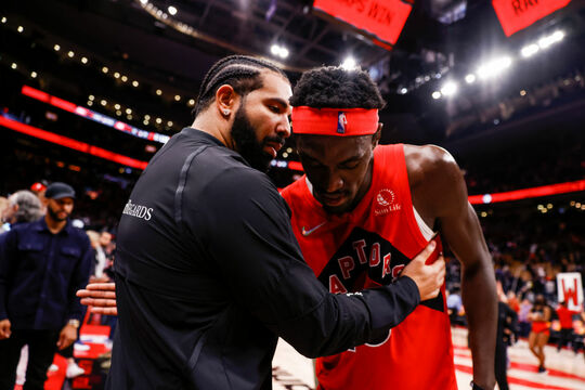 Drake Locks in Another Six Figure Wager On Warriors