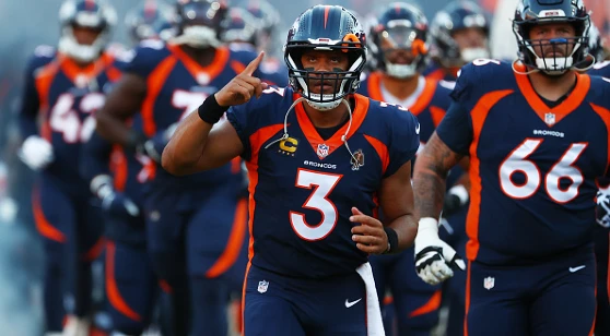 Broncos vs. Raiders Picks, Predictions, Odds
