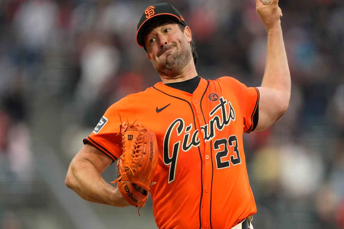 Best MLB Parlay Picks Today