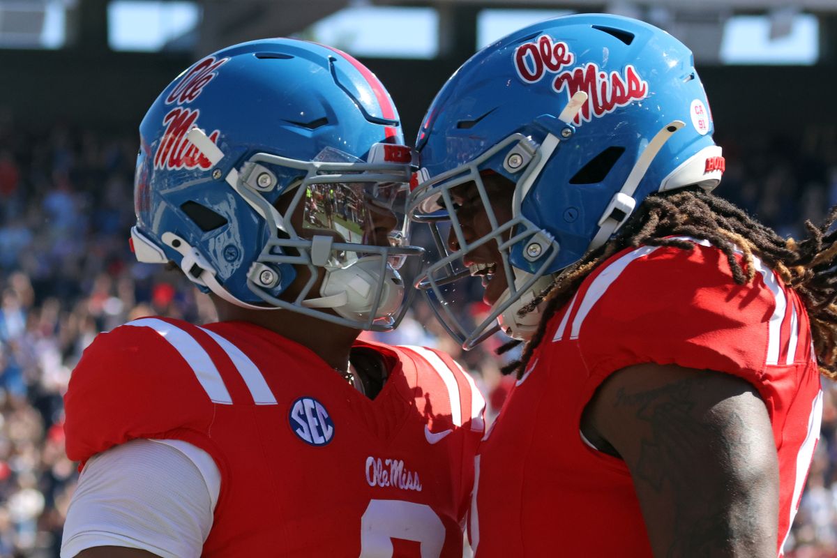 2025 College Football Odds Week 8: Lines, Spreads, Betting Trends on Biggest Games