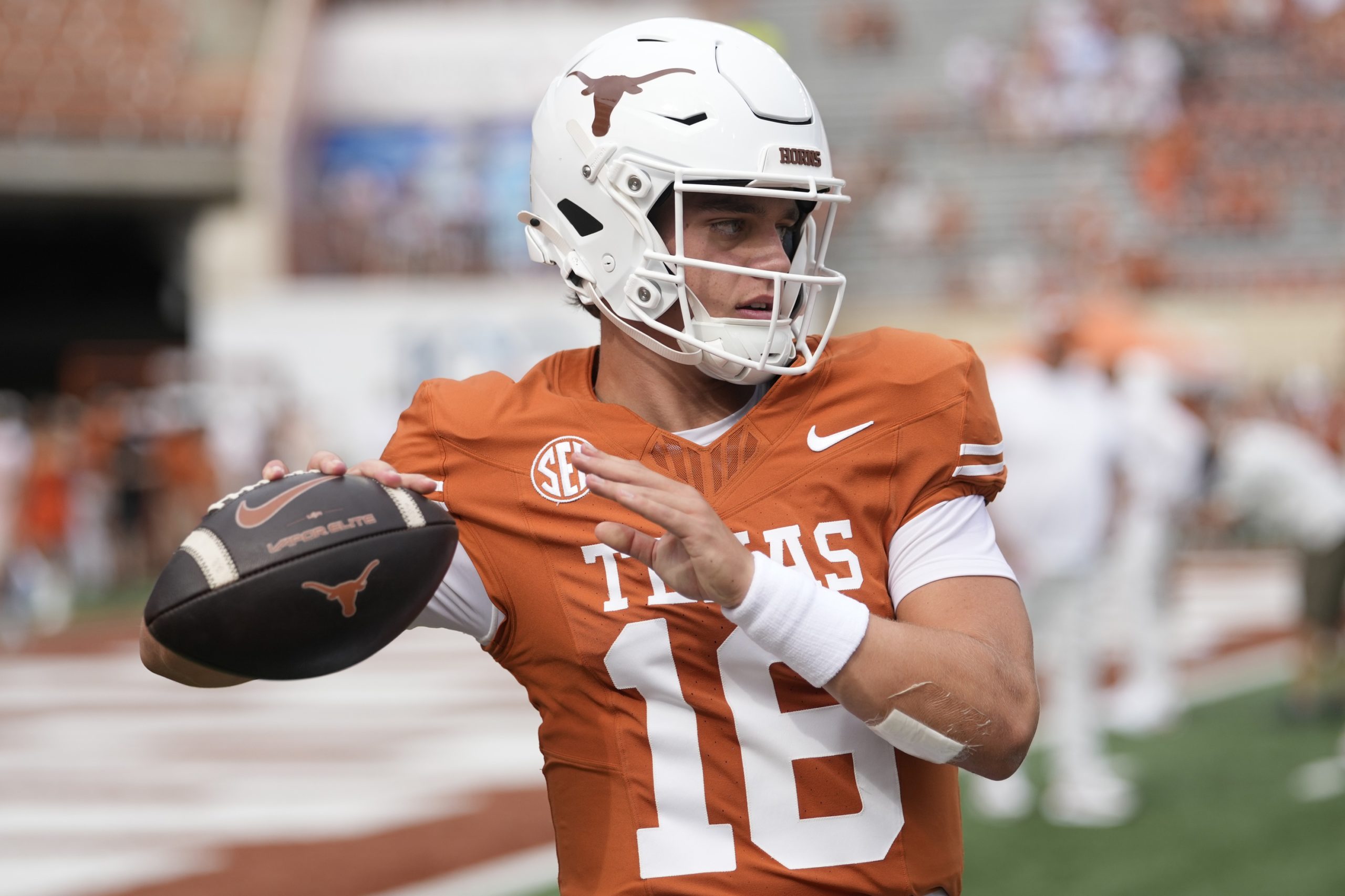 College Football Week 6 Best Bets: Gators Keep It Close vs. Texas, Underdogs Galore