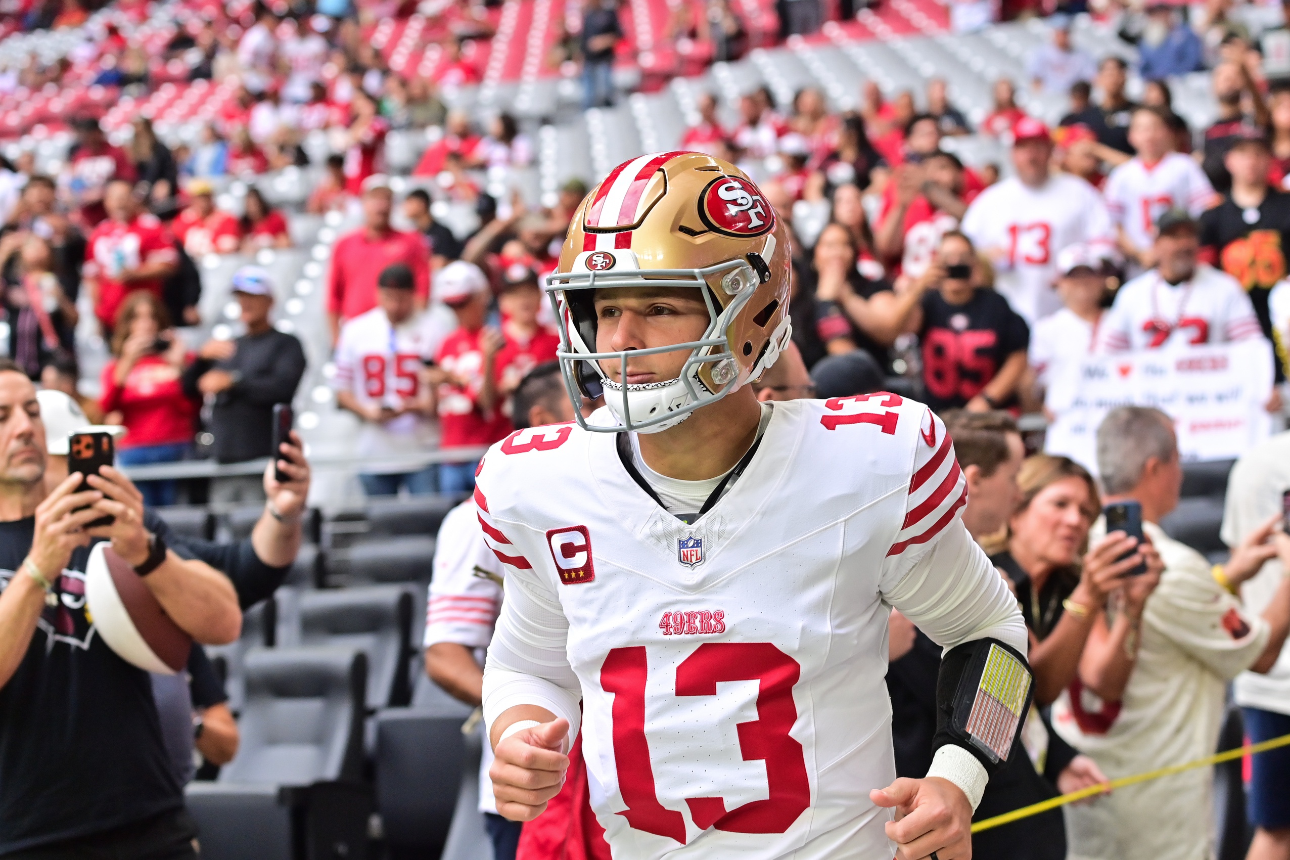 Best NFL Parlay Picks Today