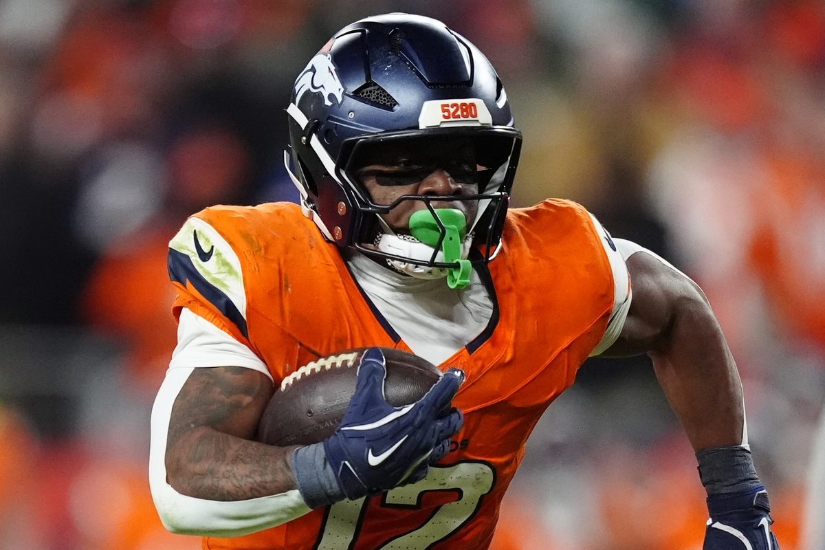 Best NFL Parlay Picks Today