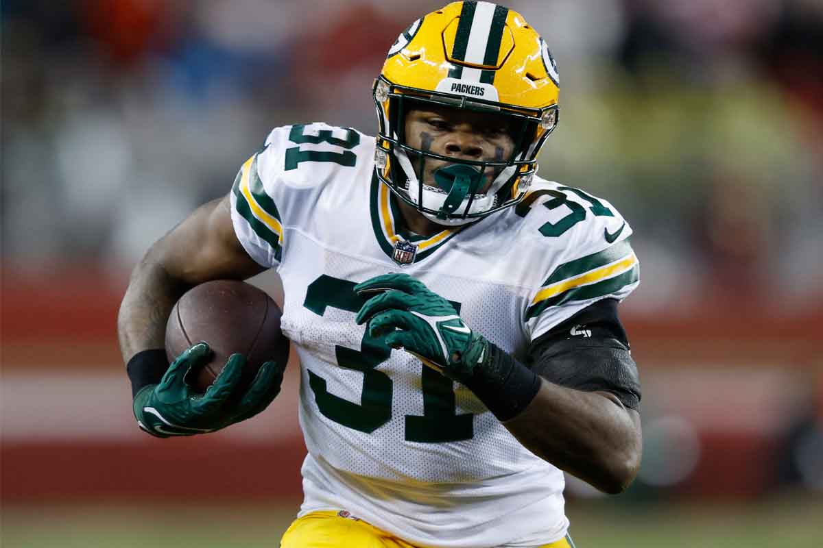 Free NFL Picks & Predictions 2024 Football Best Bets Today